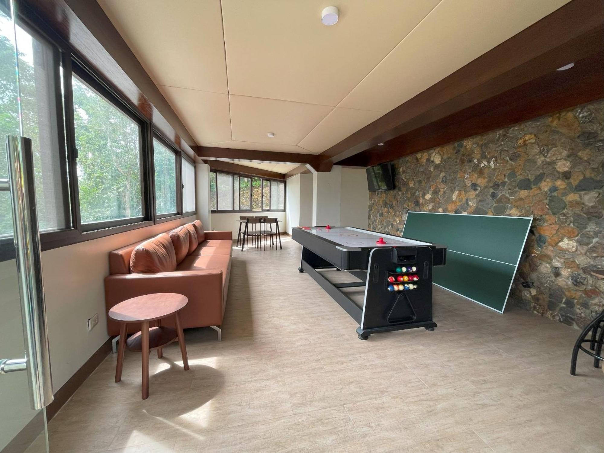 Mist Mountain Resort Powered By Cocotel سيبو المظهر الخارجي الصورة