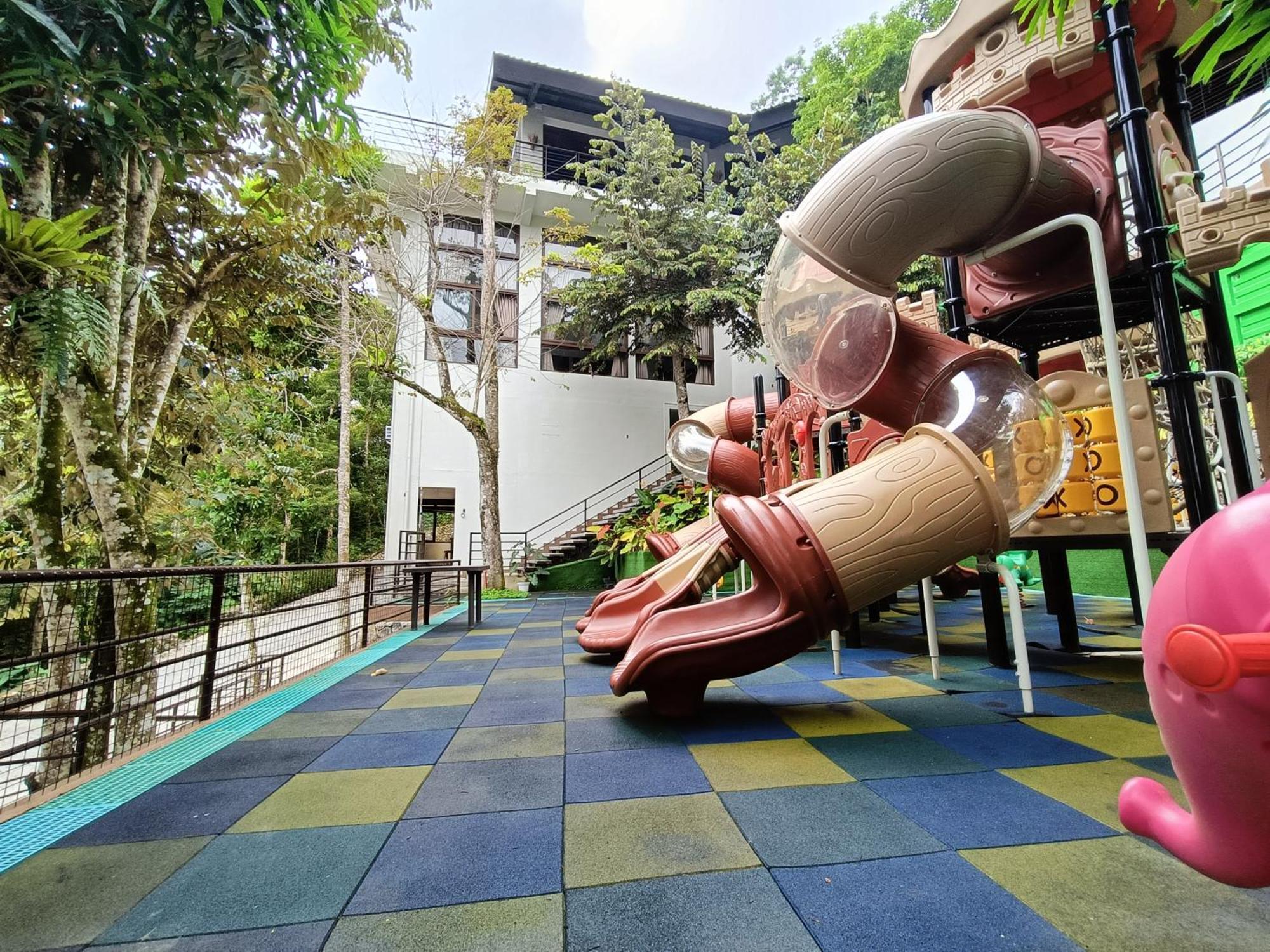 Mist Mountain Resort Powered By Cocotel سيبو المظهر الخارجي الصورة